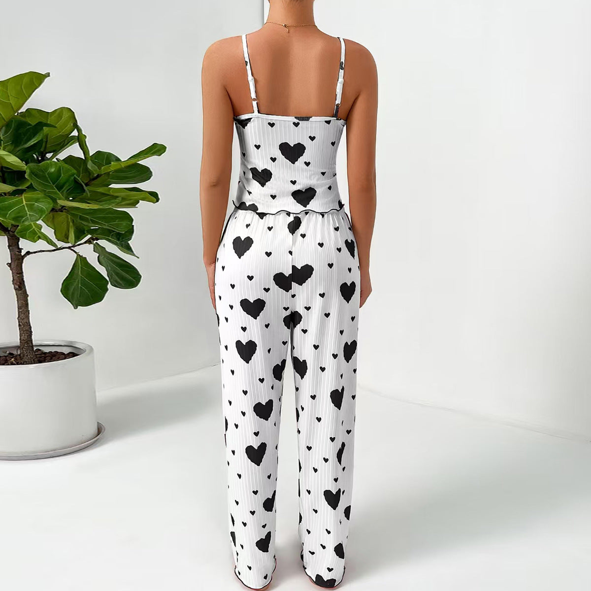 Women Heart Print Pajama Set – Cami Top & Lounge Pants Sleepwear